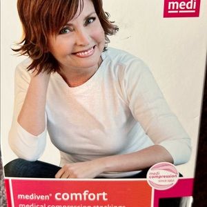 18152 Ebony/Black Sheer & Soft Compression Thigh High. See photo for sizes